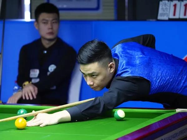 轻新秀的混 轻新秀的混